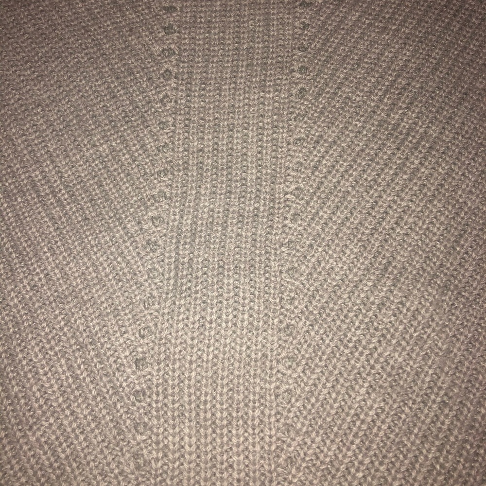 Sweater - Picture 6 of 6